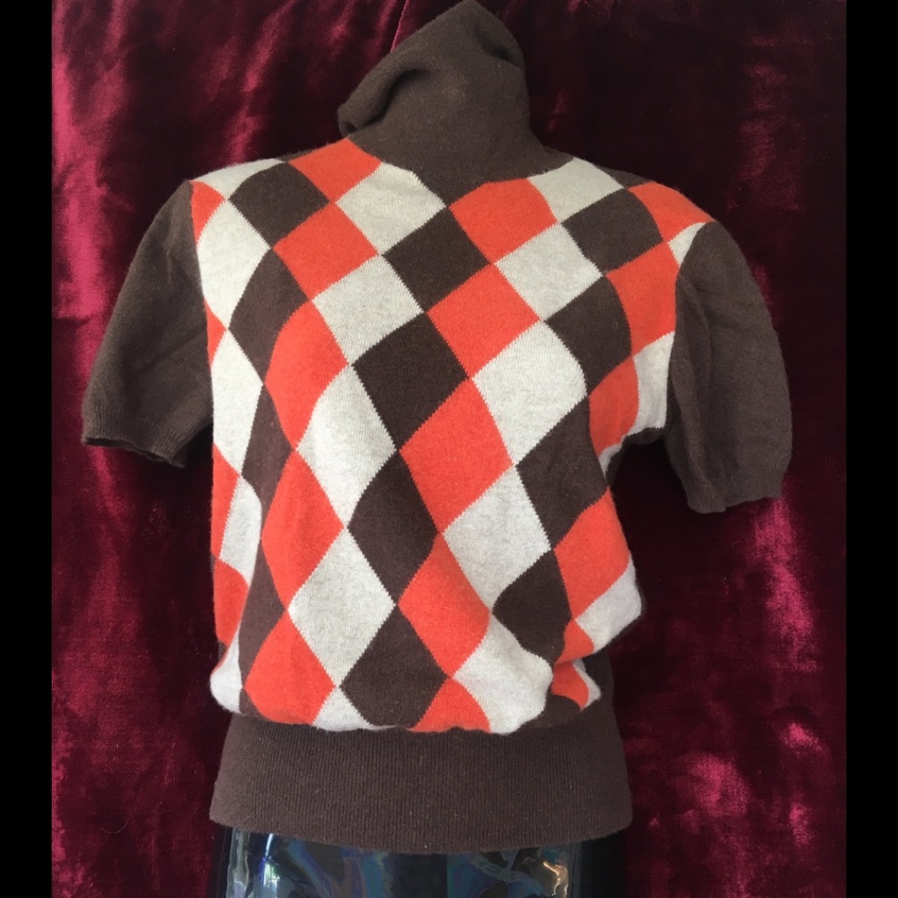 100% Cashmere argyle sweater top - like new